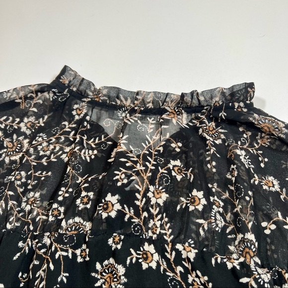 Daniel Rainn | Small Petite | Tassel Tie Blouse - Picture 11 of 12